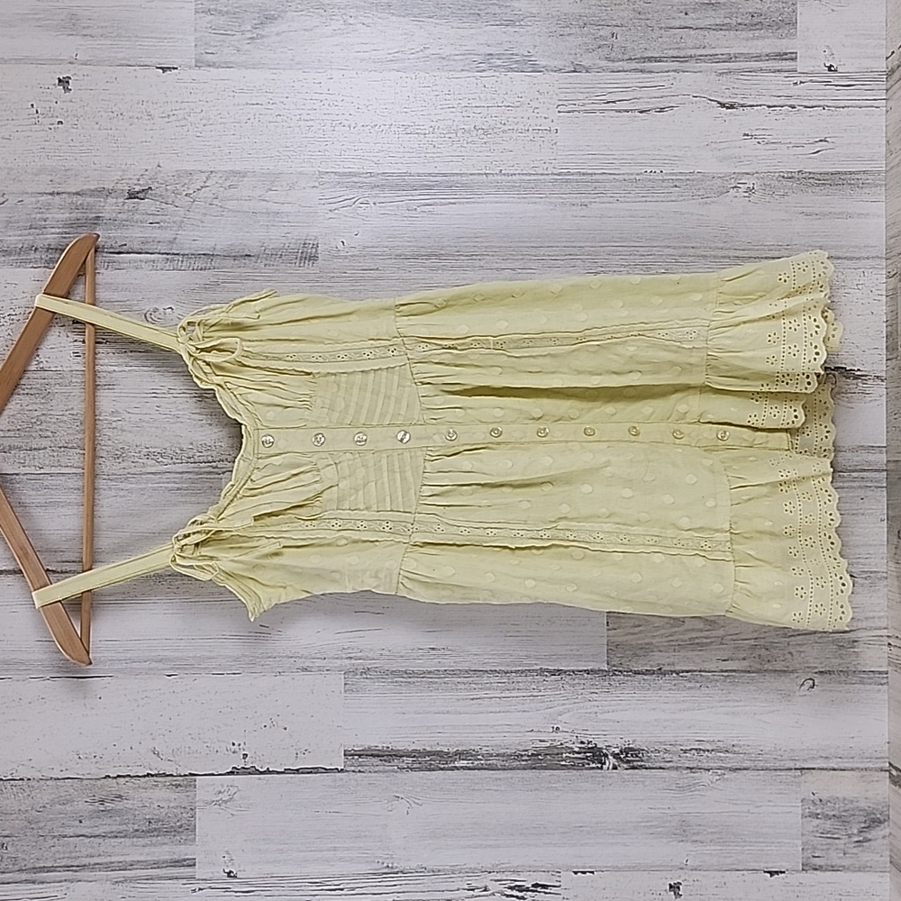 Urban Outfitters celery green yellow Gretchen eyelet trim sundress Size Medium
